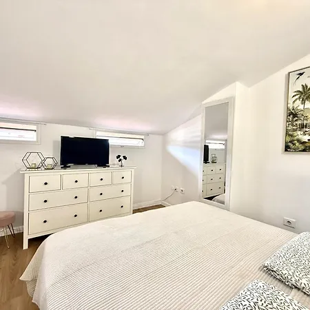 Апартаменты Paulmarie Family Duplex Playa De Fanabe *